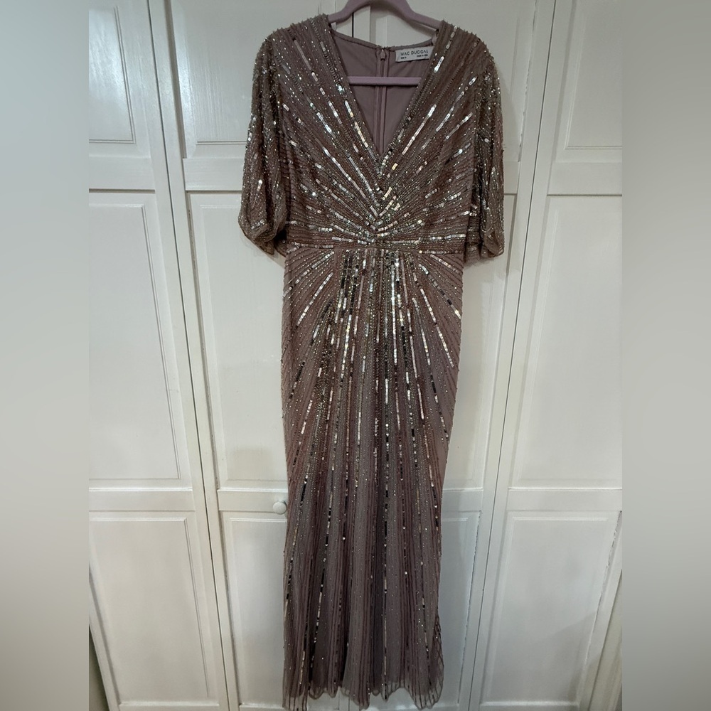 NWT |Mac Duggal 93583 Pink Vintage Rose Sequined V Neck Cape Sleeve Gown Size 8 - Picture 7 of 17